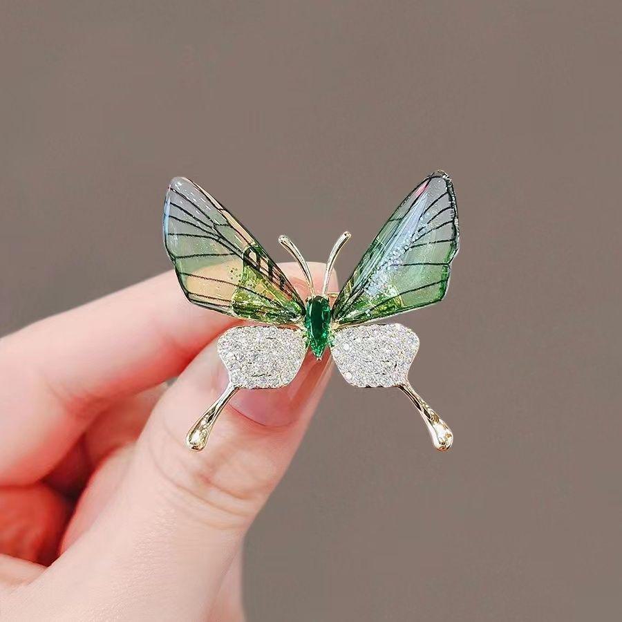 Elegant Butterfly Brooch for Women, Versatile Pin for Sweaters and Suits