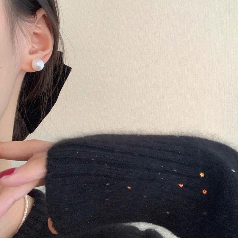 Simple Versatile Pearl Earrings Fashion Personality Stud Earrings Temperament Earrings Women