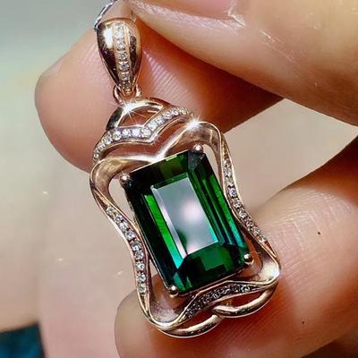 Nuova moda di fascia alta verde rettangolare smeraldo tormalina pendente catena clavicola placcata oro rosa da donna per le donne regalo di San Valentino