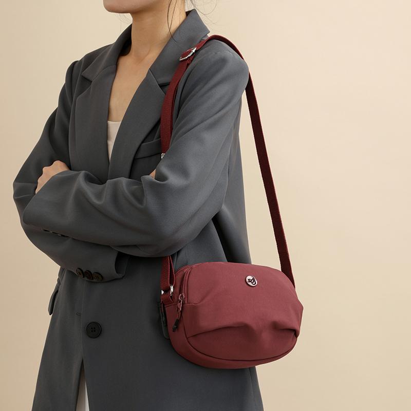 Women's Commuter Multi-Layer Large Capacity Shoulder Bag Mobile Phone Bag Coin Purse