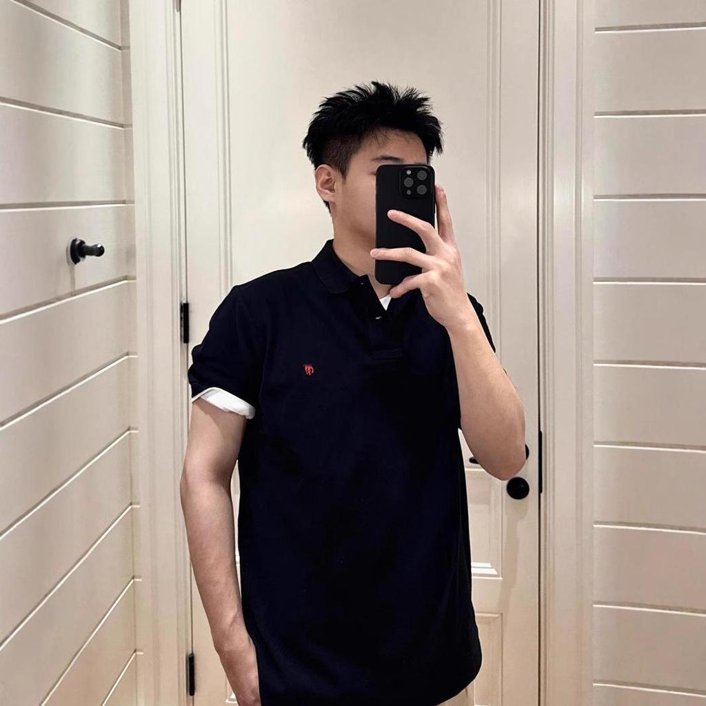 Plus Size Plaid Hooded Jacket with Detachable Sleeves - Classic Thickened Coat for Autumn and Winter