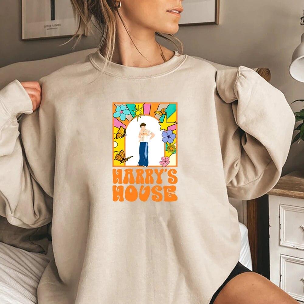 Unisex HoodieHarry's House New Album Sweatshirt Y2k Harry's Home Graphic Pullover Love on Tour 2023 Matilda Track List Crewneck Sweatshirts