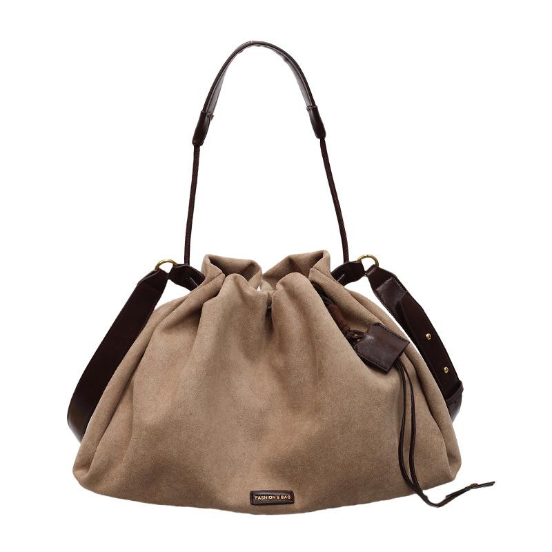 Vintage High end Large Capacity Tote Bag for Women 2026 Early Spring Casual Suede Single Shoulder Crossbody Bag