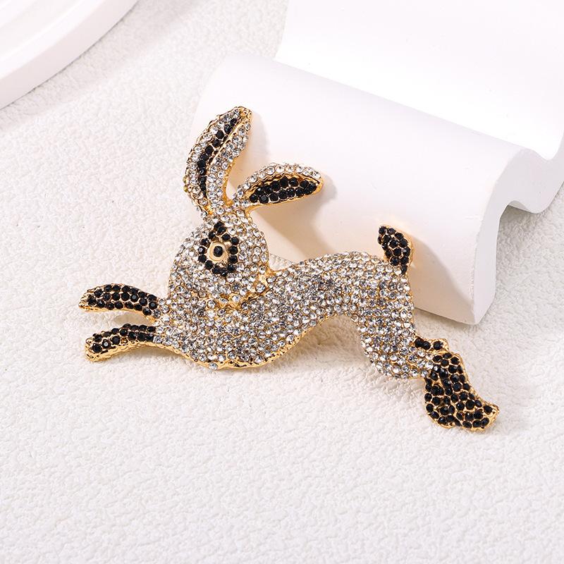 Pink Rhinestone Rabbit Brooch Animal Brooch With Diamond Alloy Zodiac Rabbit Brooch Accessories