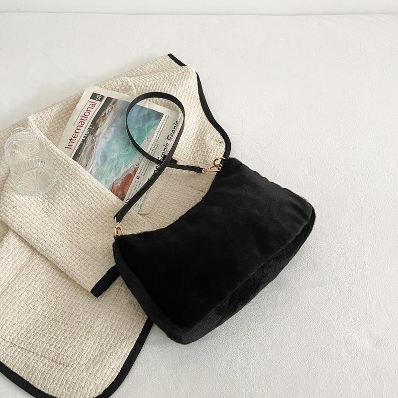 Western Style Plush Small Square Bagautumn And Winter Newest Temperament Plush Bag Girl Messenger Bag Shoulder Bag