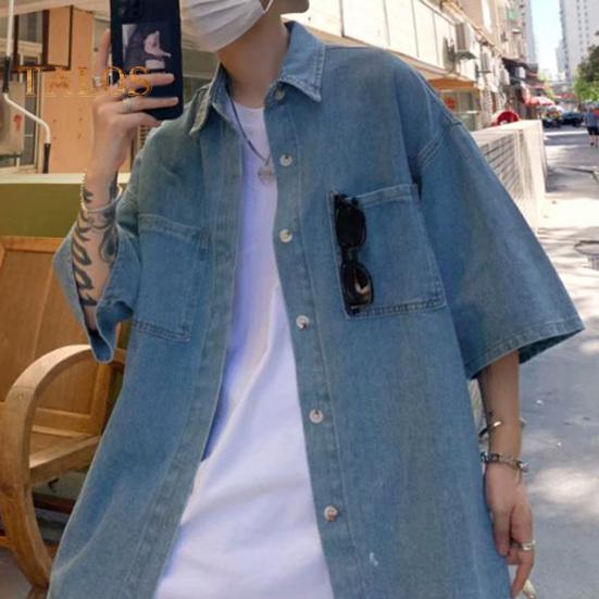 Men Denim Button-down Shirt Short Sleeve Lapel Shirt with Chest Pockets Loose Fit Casual Shirt for Summer Daily Wear Vacation Street