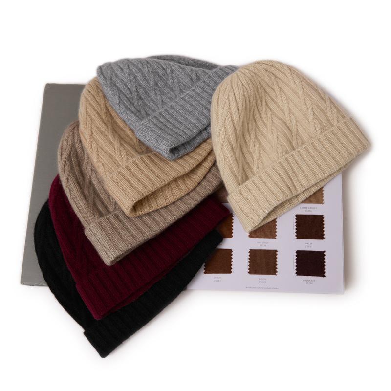 Women's Pure Cashmere Cable Knit Beanie - Warm, Windproof with Ear Protection for Autumn/Winter