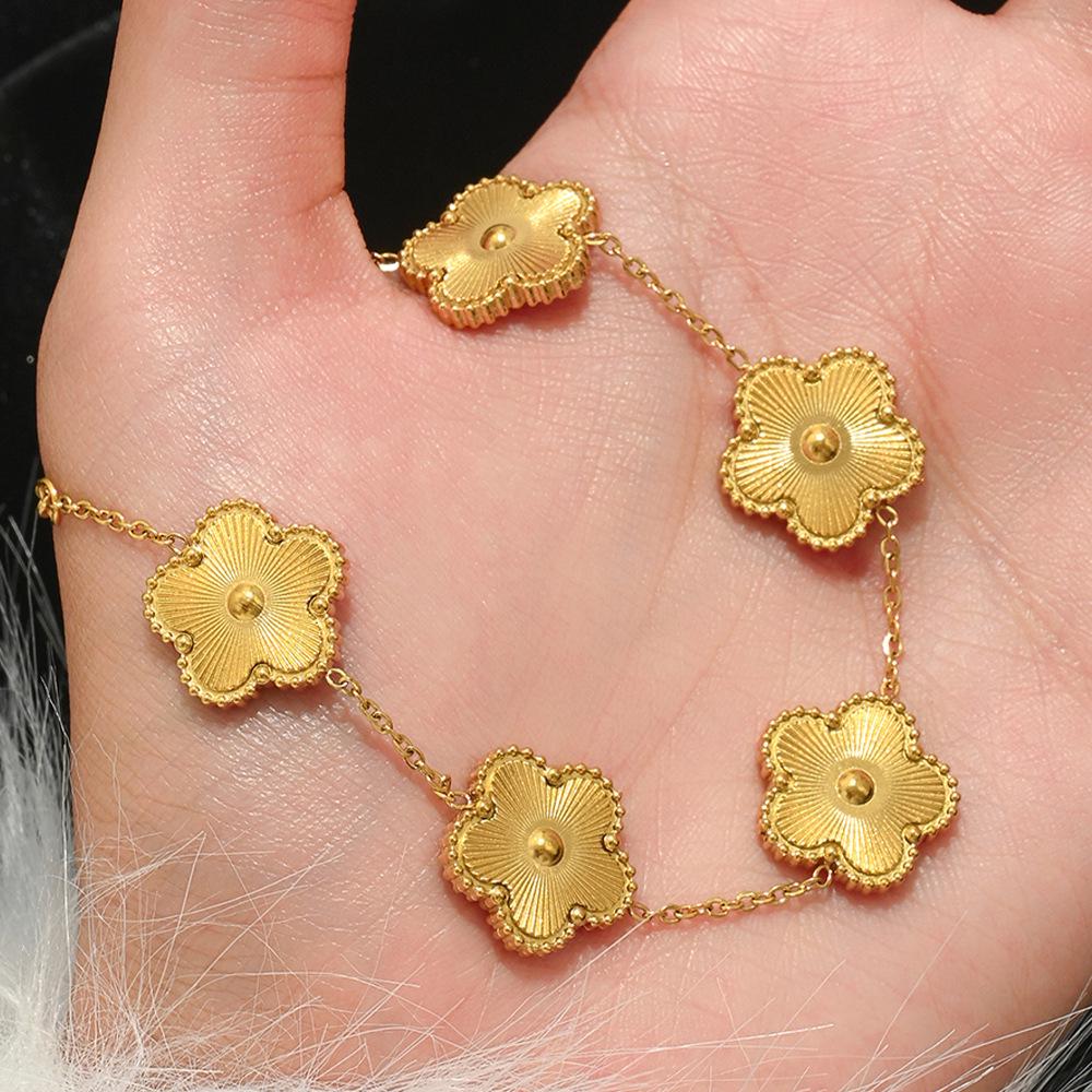 Modne Bransoletki ze Stali Nierdzewnej i Złota 18K - Wytrzymałe, Odporne na Ścieranie Bangles w Stylu Europejskim i Amerykańskim