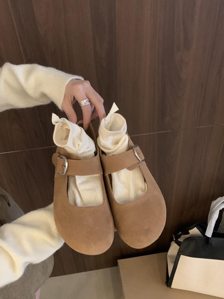 

Leather platform women s new autumn one-word belt flat Mary Jane single shoes Boken beanie shoes 40 коричневий