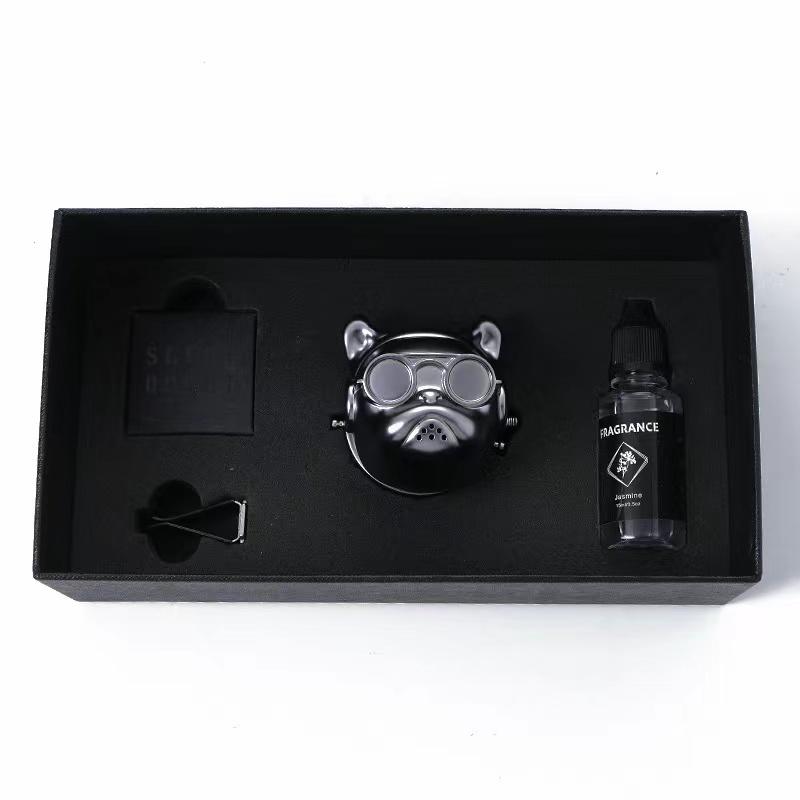 New Style Bulldog Car Air Freshener Perfume Auto Interior Perfume Clip Fragrance Ornament Car Accessories Gift Box Car Deco
