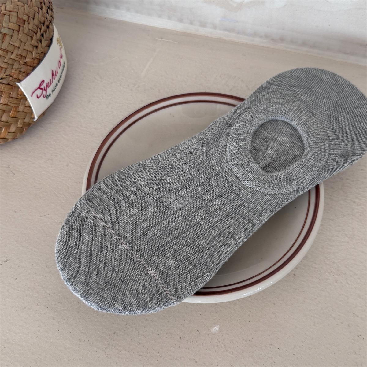 

Летние нескользящие носки с пяткой Dongdaemun однотонные влагоотводящие дышащие бесшовные носки короткие носки One size fits all серый