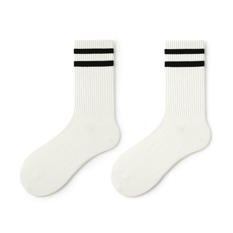 5 Pairs of Female Spring and Summer Simple Pure Color Sports Breathable Boneless Tube Socks