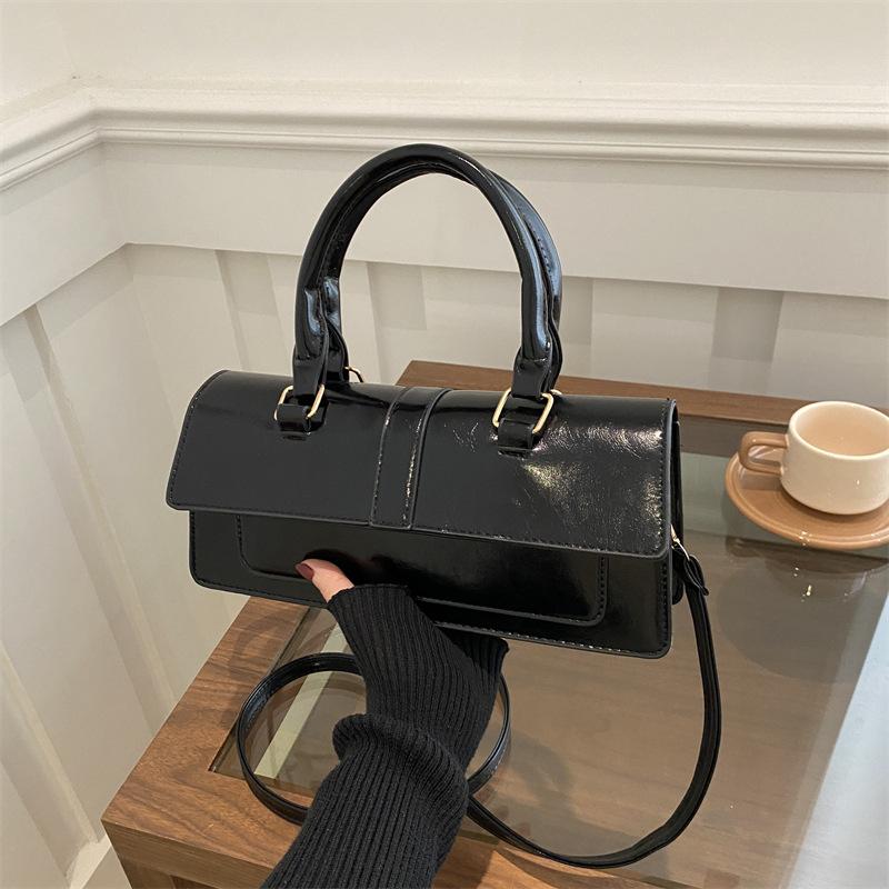 New Arrival Faux Leather Square Shoulder Bag Magnetic Closure Crossbody Handbag for Women
