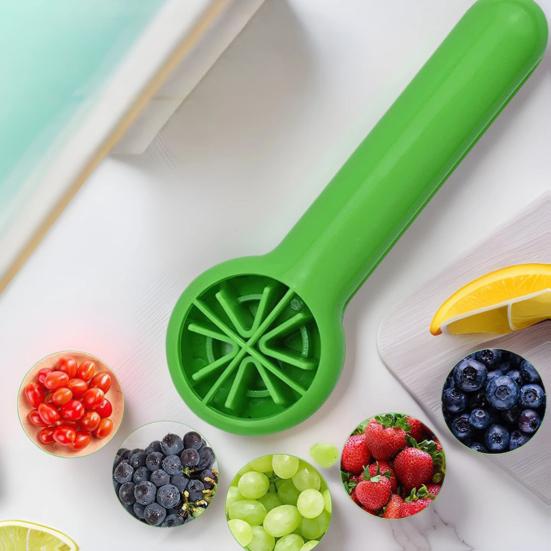 Fruit Cutter Slicer Grape Cutter Tool Tomato Cherry Strawberry Slicer Into 4 Pieces for Vegetable Fruit Salad Kitchen Gadget for Chefs Mom
