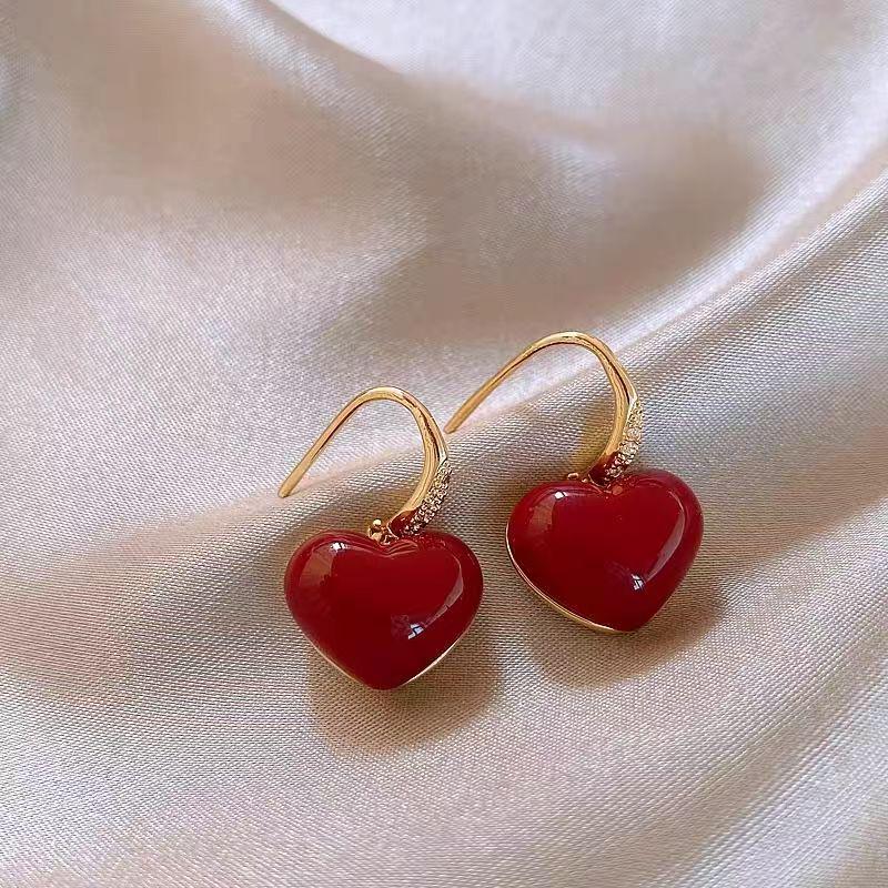 Ankola Red Heart Earrings: Elegant, Luxurious, Fashionable Jewelry for Women