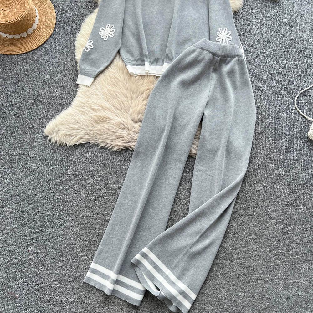 Autumn Winter Women Vintage Embroidery Flower Knitted Sweater Trouser Two Piece Set O-neck Pullover Tops and Pant Tracksuit