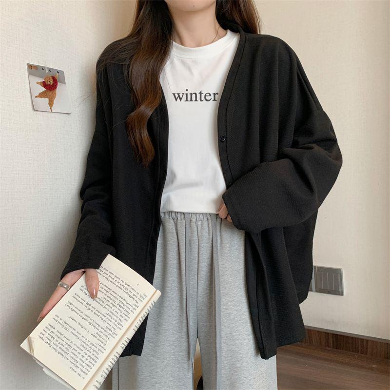 Gray Slimming Thin Cardigan Jacket - Loose, Versatile, Long-Sleeve Outerwear for Petite Women, Ideal for Early Autumn.