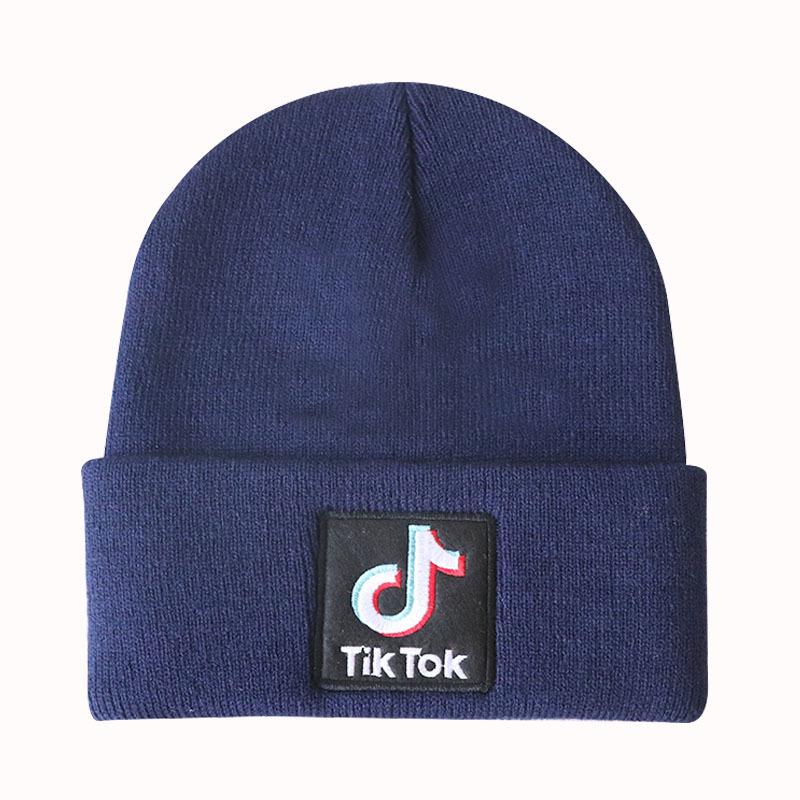 

Embroidered knitted hat for men and women, warm woolen hat, cold weather hat, autumn and winter appliqué embroidered hat Adjustable темно-синього кольору