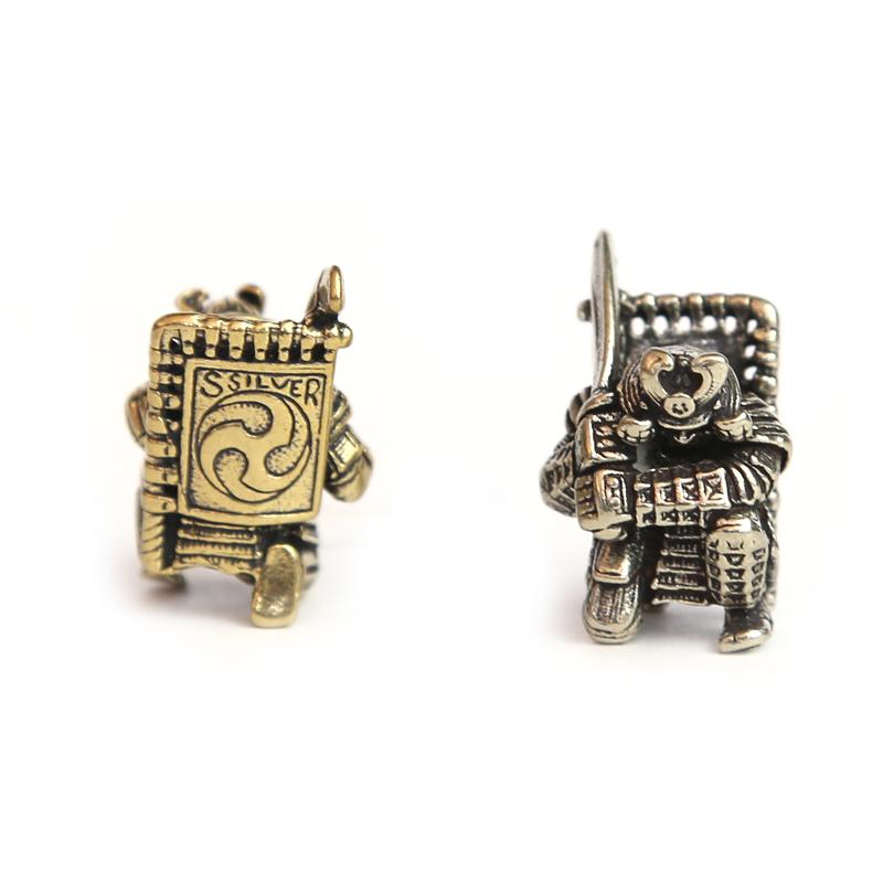 Spada Larga Giapponese Samurai EDC Ottone Coltello Perline Cordino Ciondoli Strumento da Esterno Fai da Te Paracord Braccialetti Intrecciati Charms Accessori