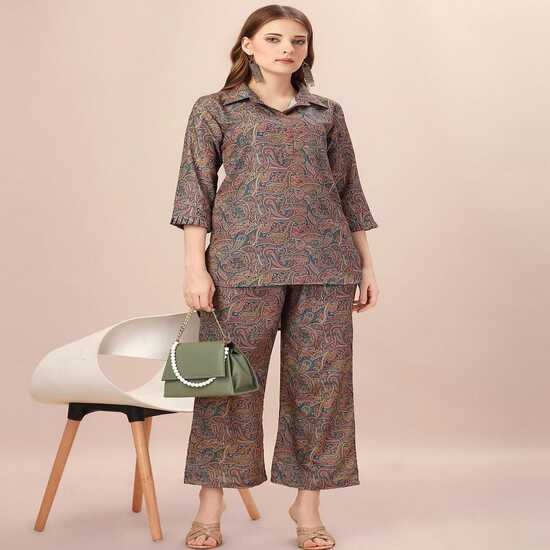 

Женский комплект с принтом пейсли XXL