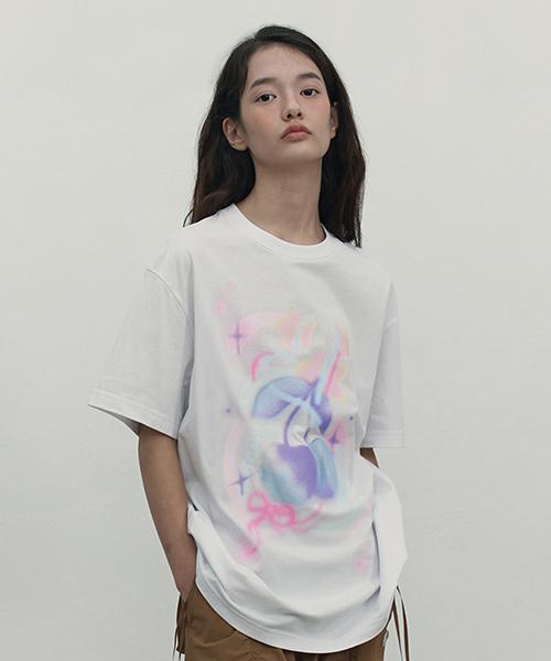 Kirsh Cherry Blur Graphic T-Shirt [White] 1