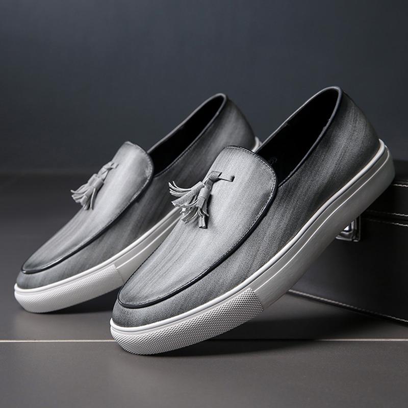 Designer Comfort Grey Patent Leather Loafter Platform Tassel Leisure Shoes for Men Walking Dress Wedding Footwear Zapatos Hombre