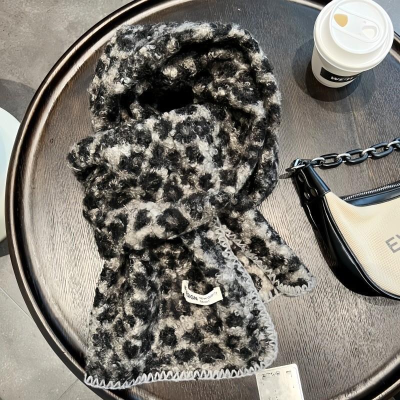 New scarf women's winter Korean version of versatile leopard print scarf high-end imitation cashmere thickened warm shawl