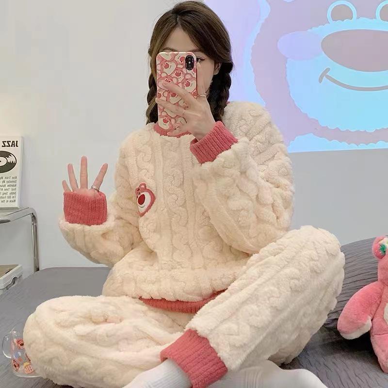 Women's Winter Coral Fleece Pajama Set: Cute, Thickened, Velvet Lined, Long Sleeve, Loose Flannel Homewear, Wearable Outdoors