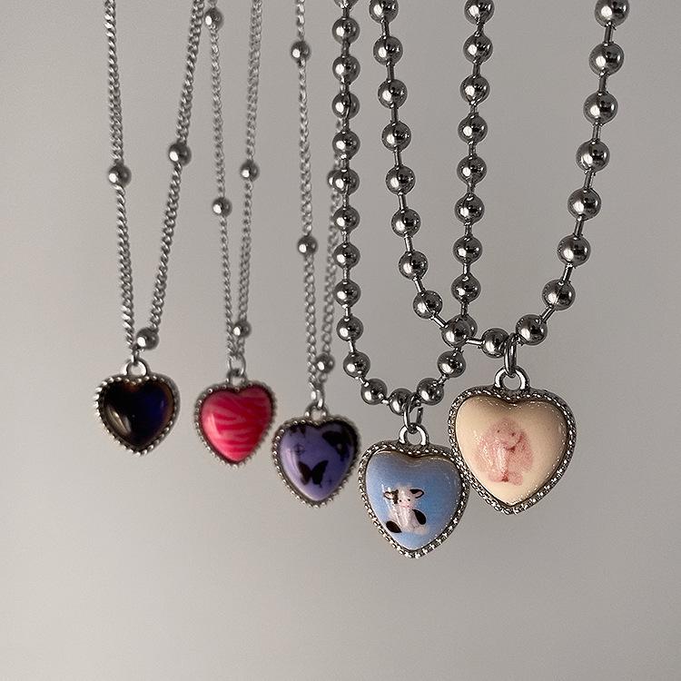 French Retro Butterfly Rabbit Pendant Necklace - Simple, Versatile Clavicle Chain