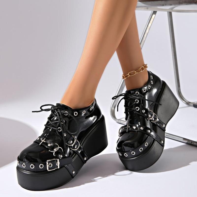 Large Size Punk Rock Chick Sweet Cool Thick Heel Leather Shoes Women's New 2026 Platform Retro Single Shoes Rubber Sole