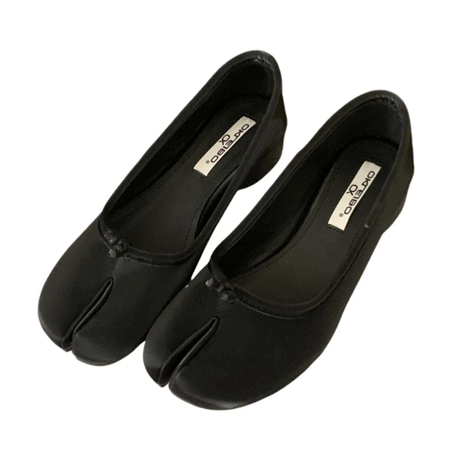 

Модные женские туфли на плоской подошве «свиная ножка» Весна Новый стиль 2025 Разделенный носок Корейская версия Копыто лошади Одинарные туфли Повседневные лоферы 38 чёрный