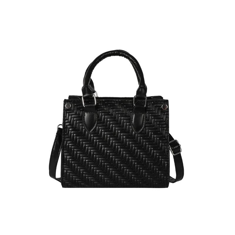 Autumn new women s bag simple handbag temperament shoulder bag casual commuter messenger bag is popular today чёрный