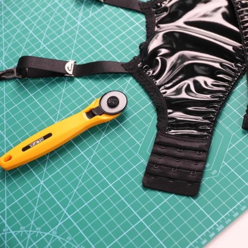 Retro Pvc Leather Garters For Stockings Four-Row Back Buckle Suspender Belt Sexy Lingerie Cosplay Women Oil Shiny Underwear