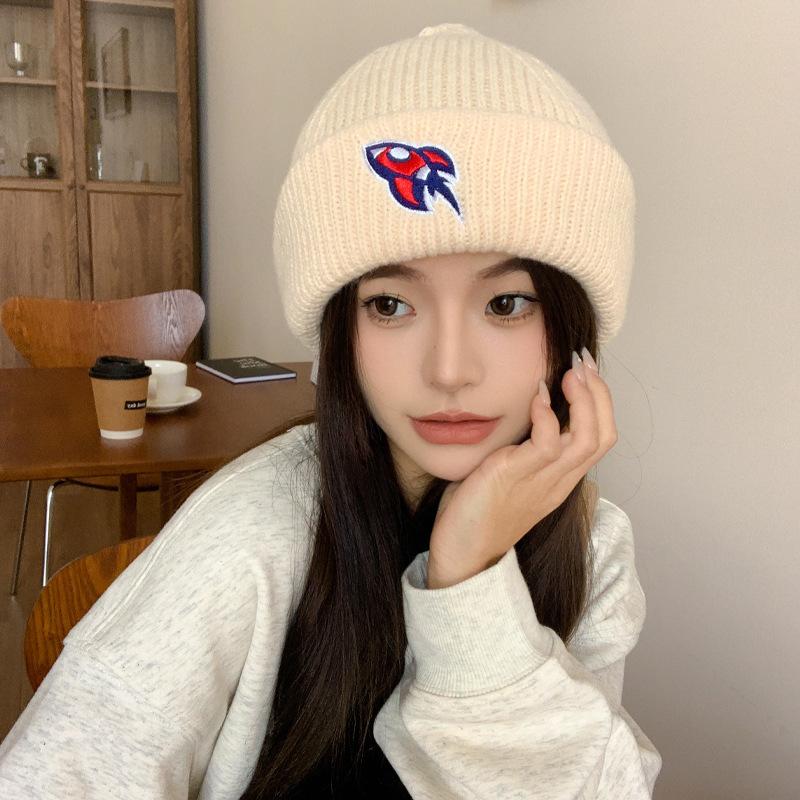 

Autumn and winter knitted hat solid color thickened warm wool hat bag head cold hat couple casual women s knitted hat One size чорний