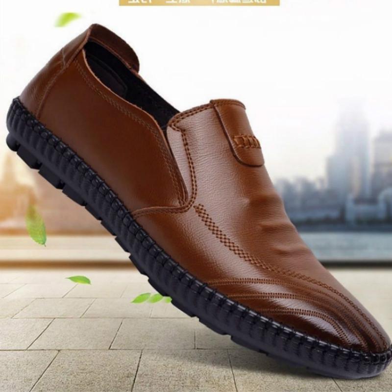 2025 Autumn and Winter New Men's Shoes British Casual Men's Leather Shoes Korean Version Lace-up Stall Shoes Long-term Supply