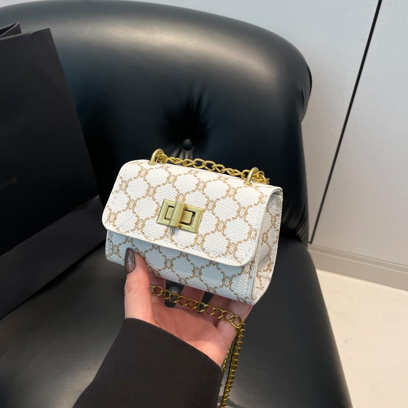 

Зимняя новая модная сумка через плечо повседневная цепочка маленькая квадратная сумка женская мода персонализированная красивая сумка-мессенджер белый