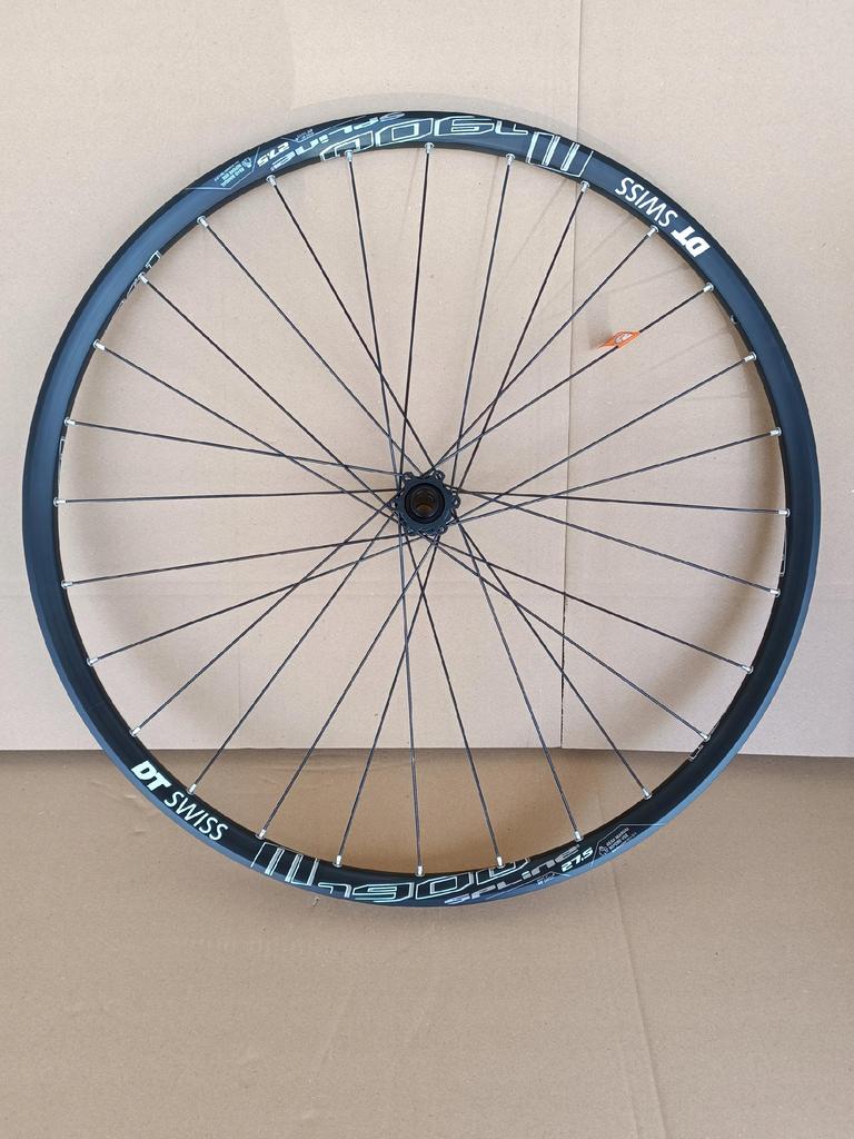 Koło Przednie Dt Swiss M 1900 Spline 27,5" 26Mm 6 Śrub 15X100 Mm 28H Mtb Tl