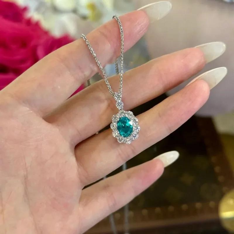 Retro Luxury   Inlaid Diamonds Blue-green Gemstone Pendant Fashion Shine Paraiba Necklace Exquisite Jewelry for Women