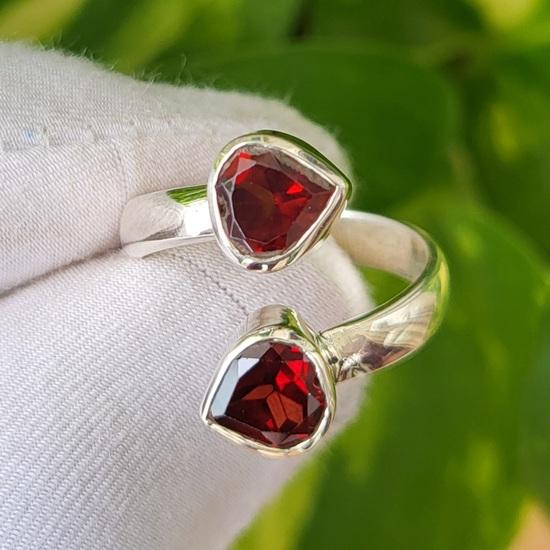 Natural Double Heart Red Garnet Gemstone 925 Sterling Silver Ring Sz 7.5 US A93