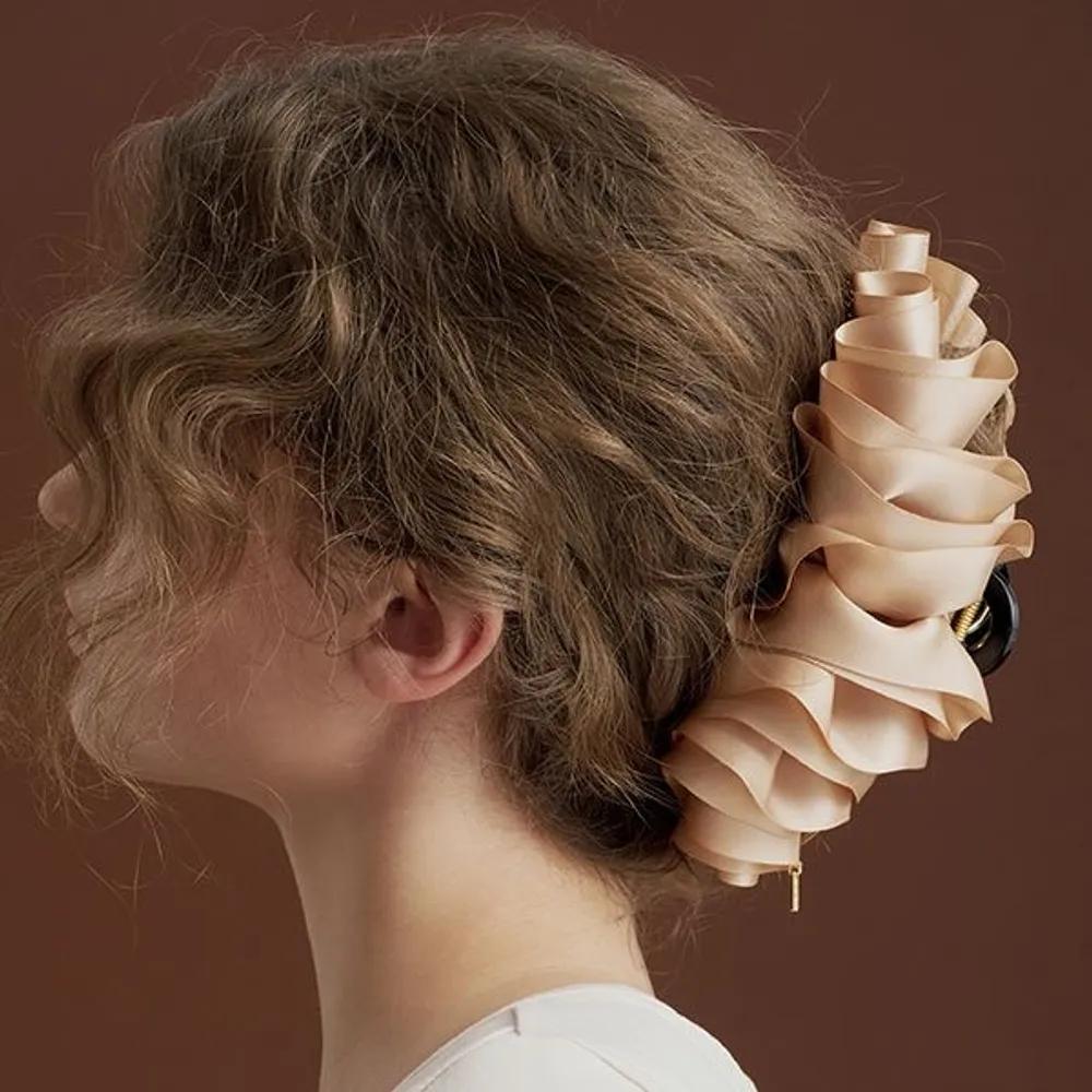 Croissant Hair Clip JP-25-116CC mocha