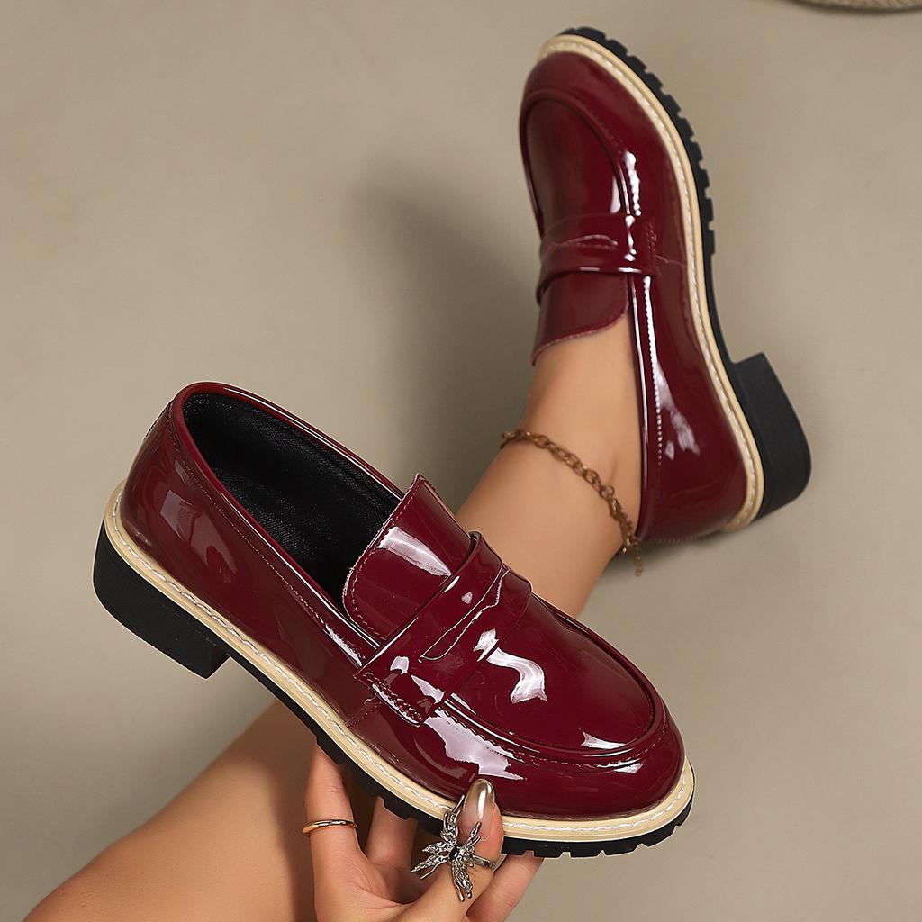 Women Flats Loafers Spring Autumn Fashion Sneakers Women Retro Casual Thick Heel Shoes British Style Thick Bottom Shoes Women