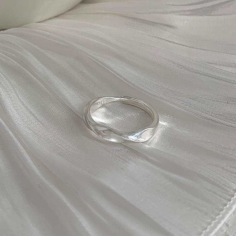 Medieval Brushed Diamond-encrusted Zircon Ring for Women Does Not Fade, Light Luxury and Versatile Open Index Finger Ring Jewelry.