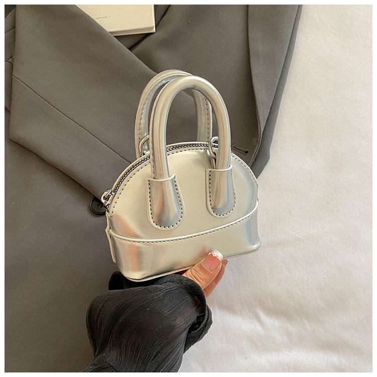 2025 new women's bag fashion mini portable shell bag versatile Internet celebrity explosion exquisite messenger bag bags