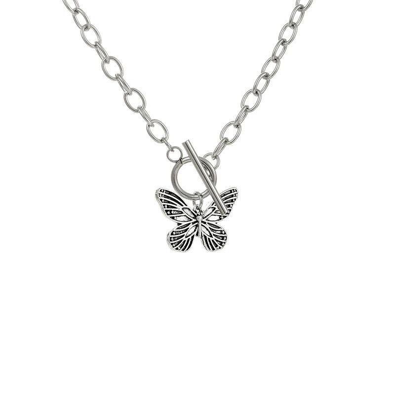 Versatile Retro Hip Hop Butterfly Choker: Minimalist Korean Style Fashion Necklace.