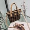 Women's bag, new spring and summer temperament, retro oblique span bucket bag, a portable underlay flower bucket