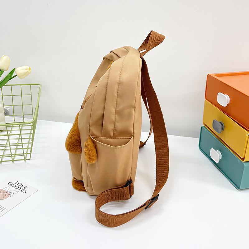 Schoolbag Kapibara plush toy backpack plush bag cartoon cute handbag for classmates' birthday gifts