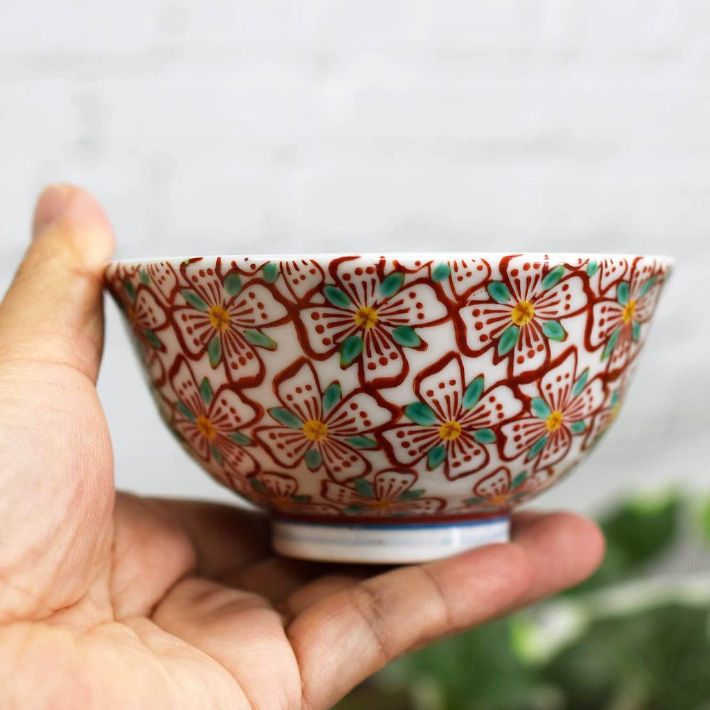 Waza No Kura Stylish Teacups and Tea Bowls Kutani Floral Made In Perfect for Birthdays 88th Couple's Set, Ware, Pattern, High-Quality Ceramic, Japan,