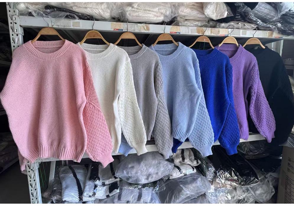 26 Spring Autumn Women's Cable Knit Loose Round Neck Pullover Sweater