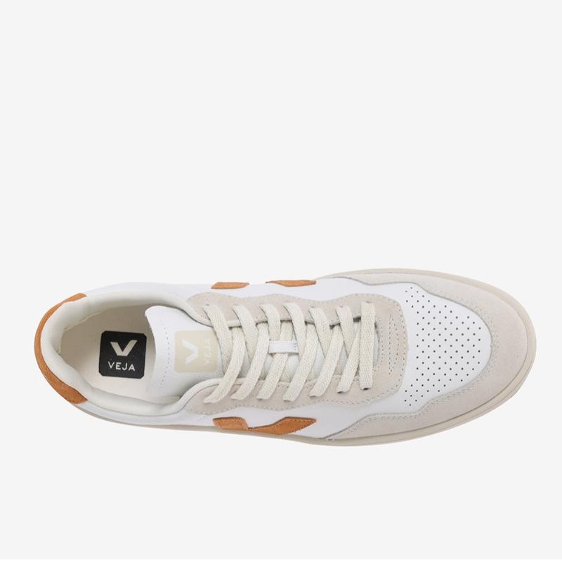 Veja Unisex Cowhide Shoes V90 389