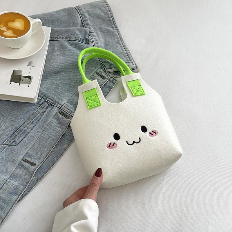 

Fashionable Felt Bucket Bag Large Capacity Stylish Summer Tote Bag For Daily Use